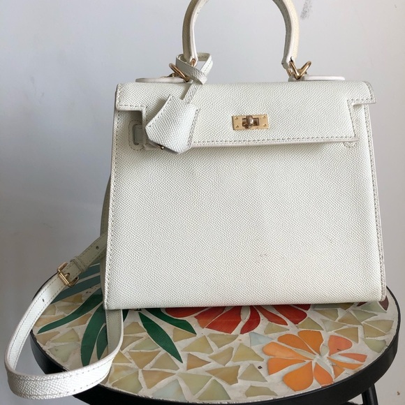 Vintage Handbags - Unbranded Faux-leather, White Box Crossbody Purse